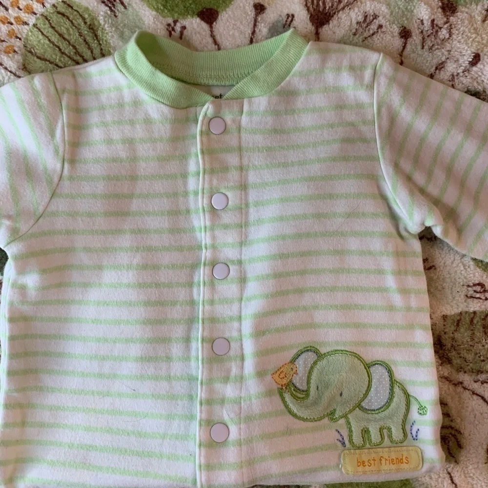 Carter’s Just One Year light weight sleeper size 3 months